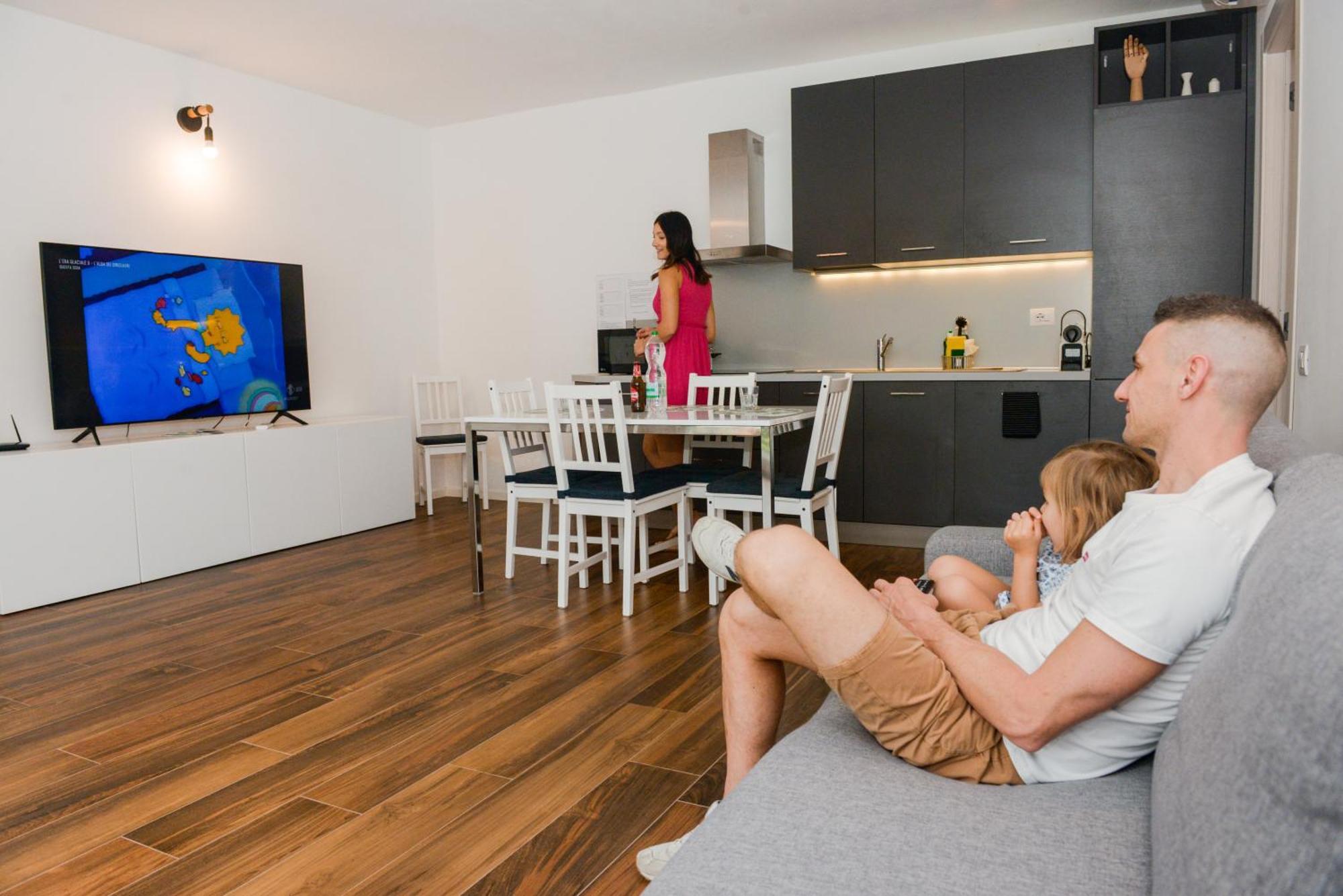 Garda Family & Solarium Apartment Riva del Garda Luaran gambar