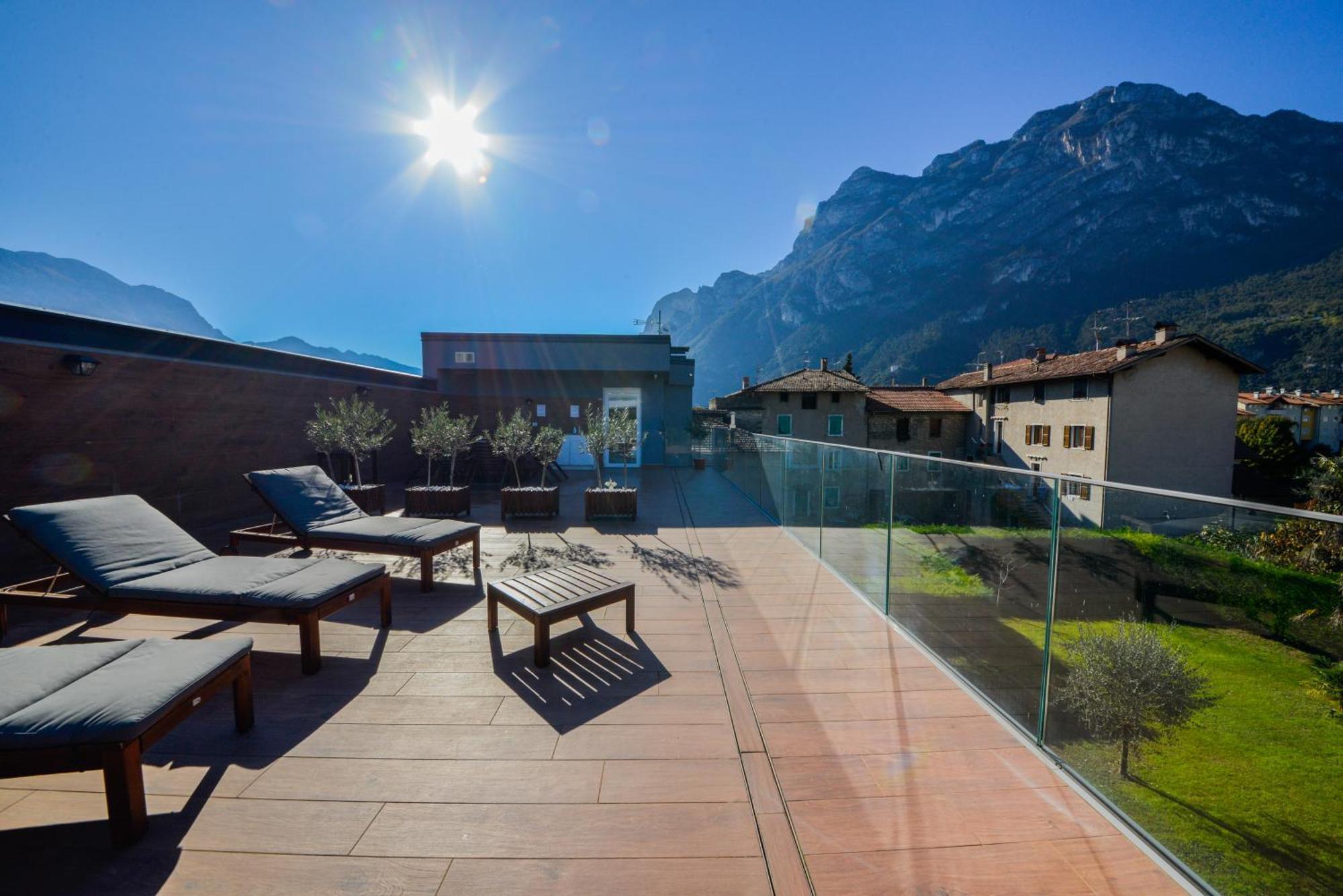 Garda Family & Solarium Apartment Riva del Garda Luaran gambar