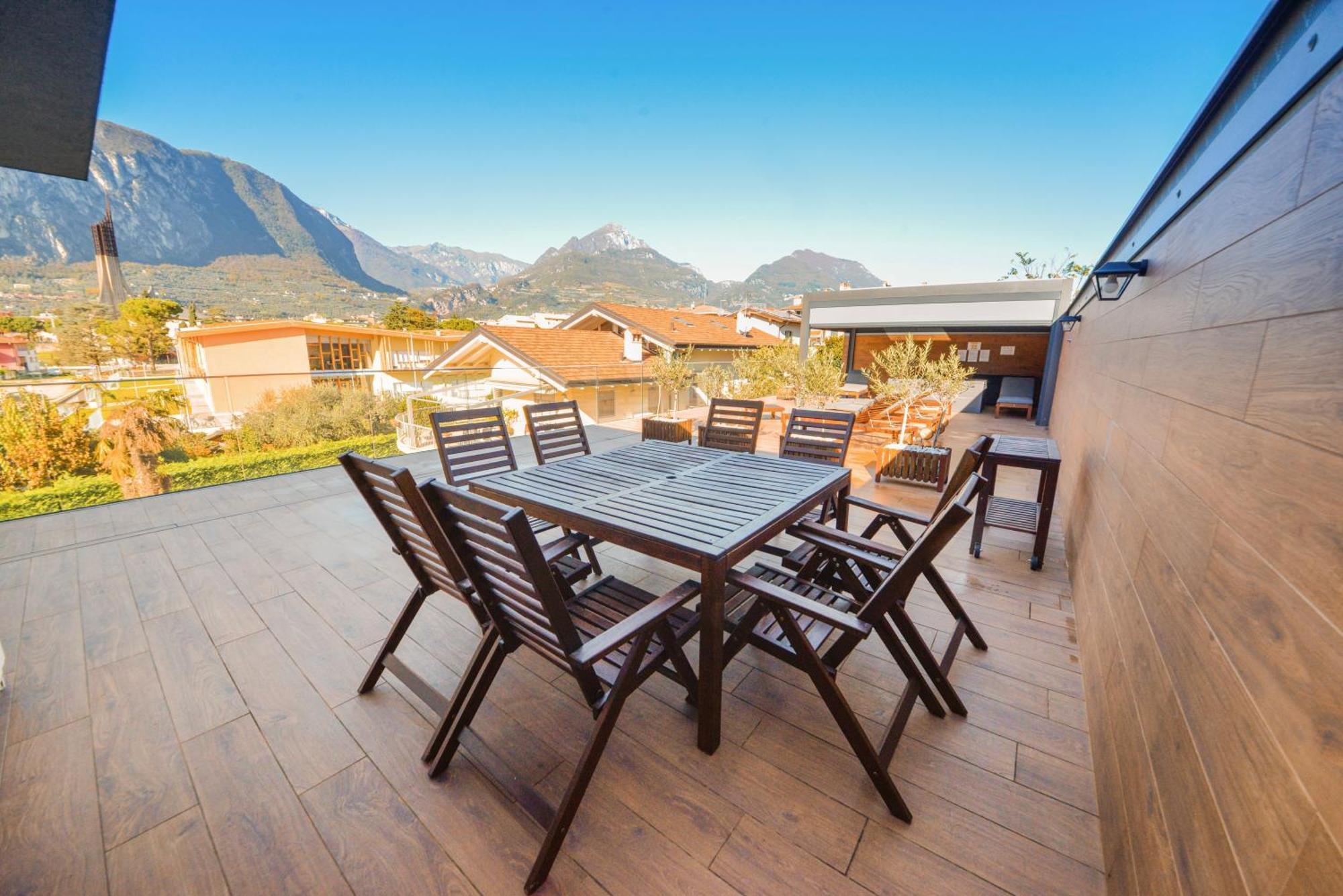 Garda Family & Solarium Apartment Riva del Garda Luaran gambar