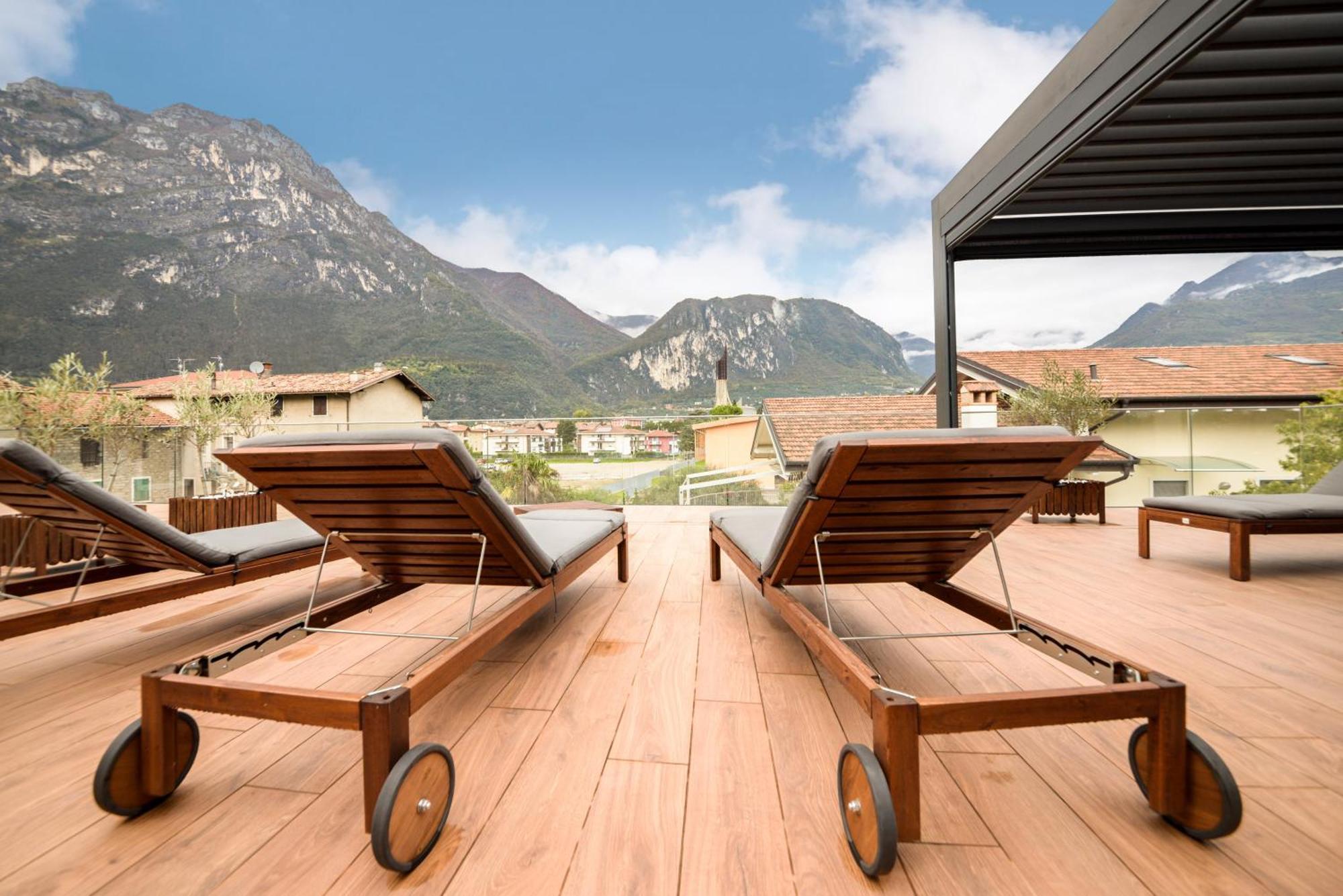 Garda Family & Solarium Apartment Riva del Garda Luaran gambar