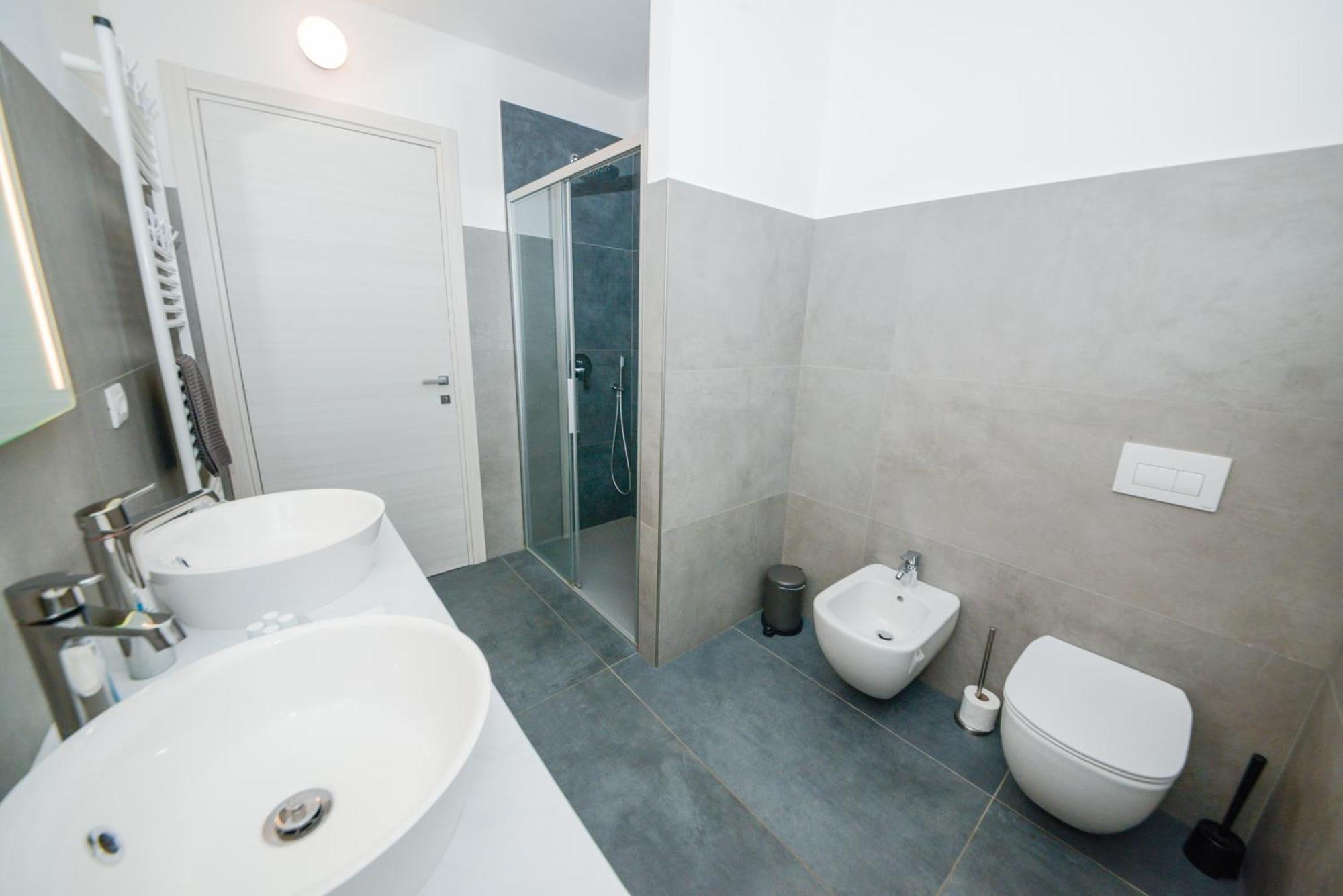 Garda Family & Solarium Apartment Riva del Garda Luaran gambar