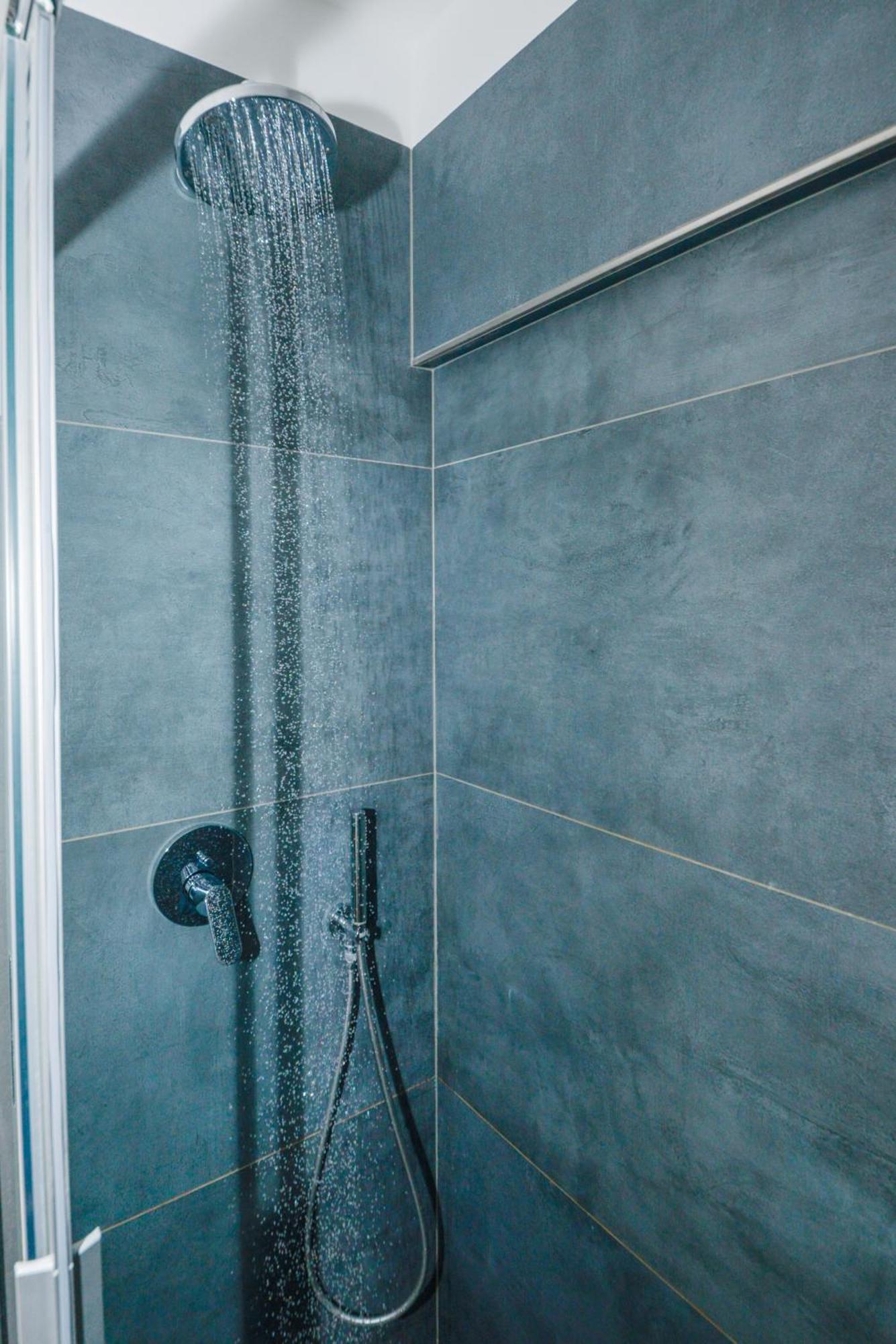 Garda Family & Solarium Apartment Riva del Garda Luaran gambar