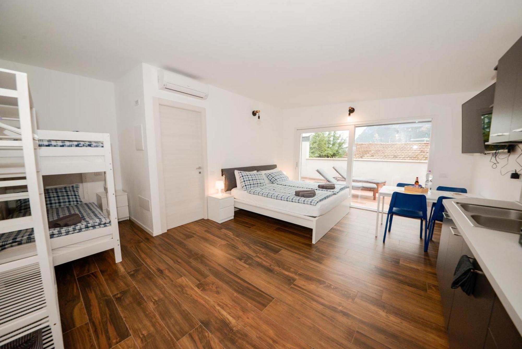 Garda Family & Solarium Apartment Riva del Garda Luaran gambar